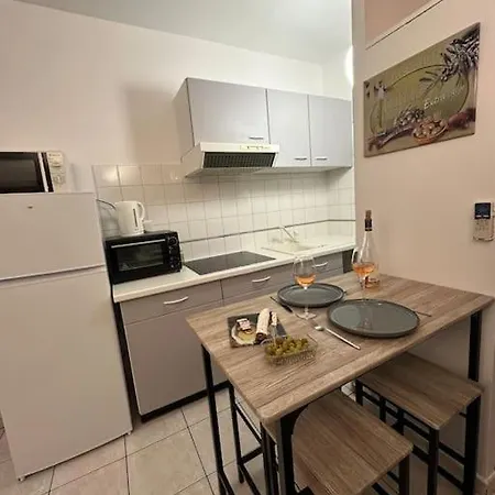 Un Sejour Ideal Au Lavandou ! Apartment *